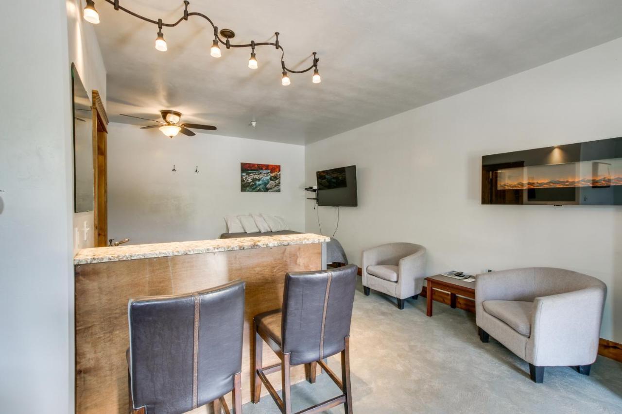 Central Lava Hot Springs Studio With Deck And Views! Extérieur photo