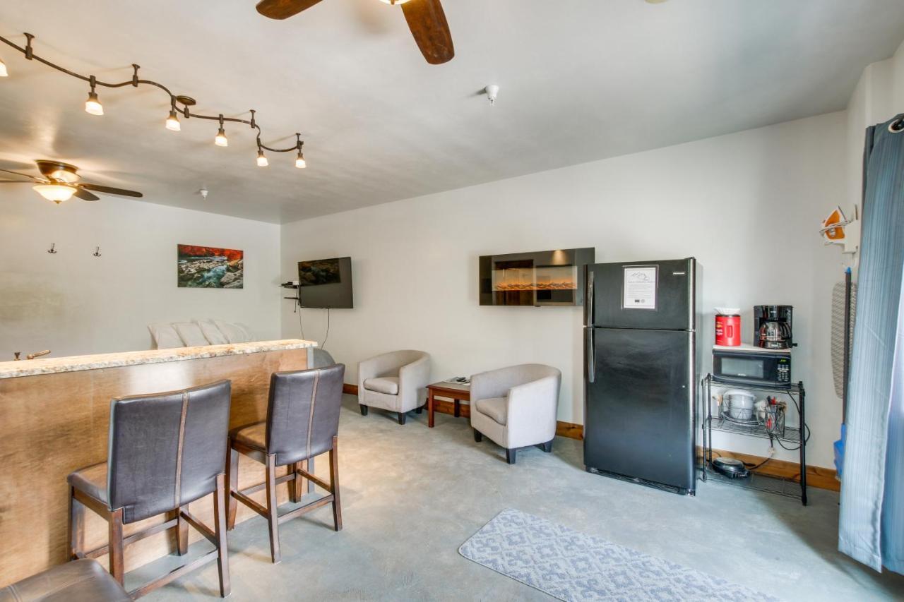 Central Lava Hot Springs Studio With Deck And Views! Extérieur photo